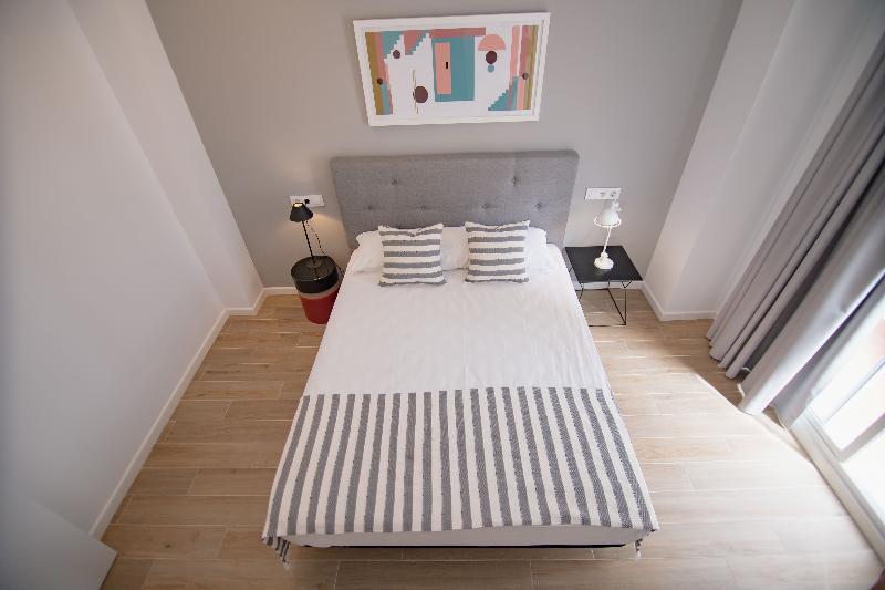 Apartamentos Libere Valencia Abastos Εξωτερικό φωτογραφία