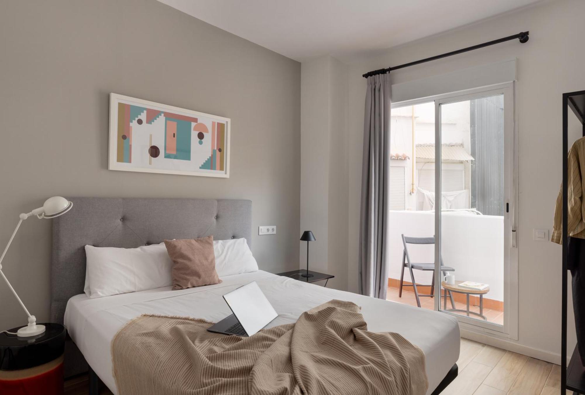 Apartamentos Libere Valencia Abastos Εξωτερικό φωτογραφία
